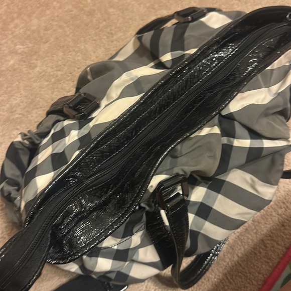 Burberry diaper bag - Picture 8 of 11
